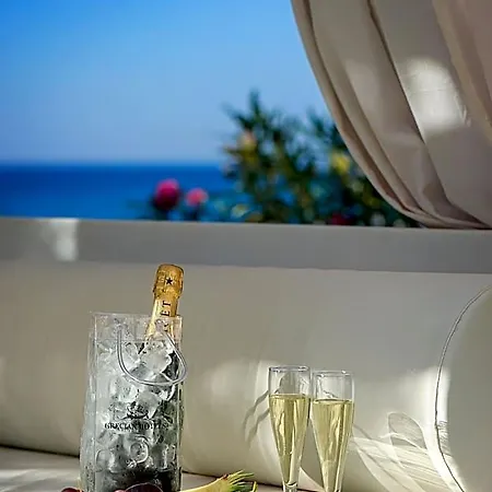 فندق Grecian Sands 4*