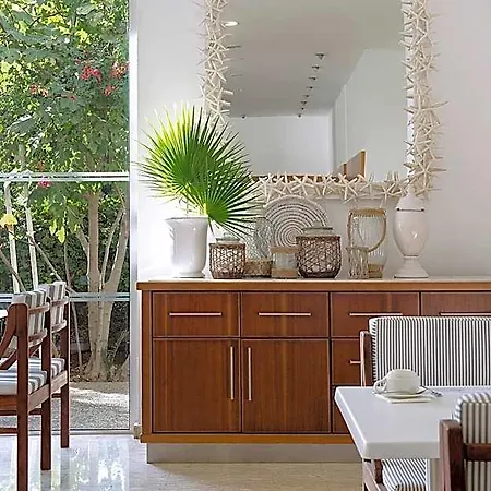 فندق Grecian Sands
