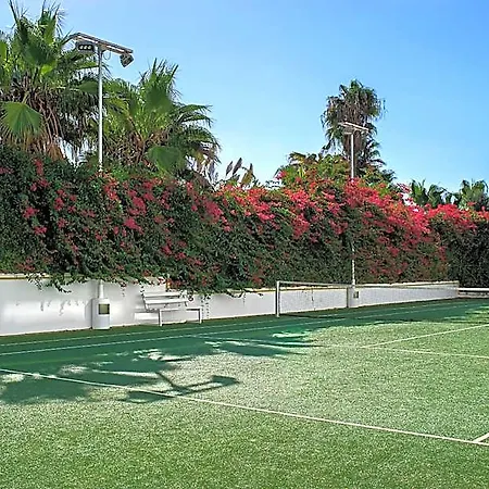Grecian Sands فندق